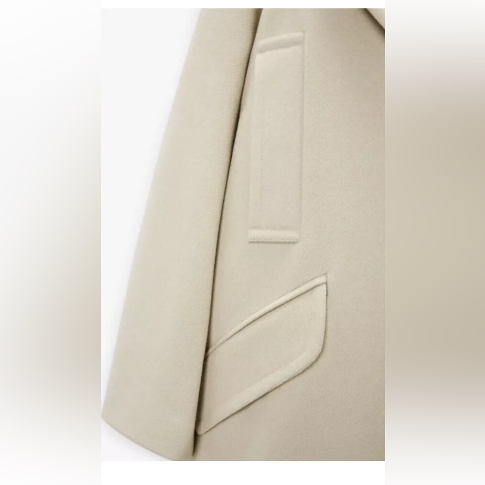 Zara oversized cream coat with asymmetrical pockets - Picture 5 of 13